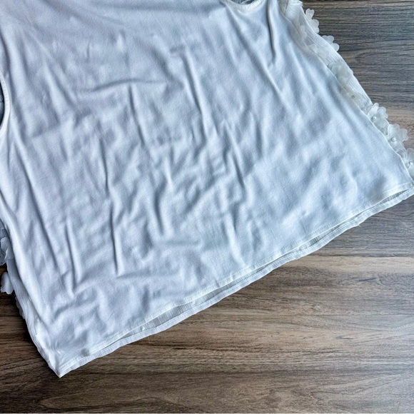 A New Day Sheer Cream Sleeveless 3D Floral Appliqué Top Blouse Size S - Picture 9 of 11